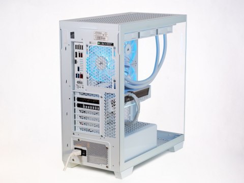 OPTIMUS Komputer E-Sport Extreme GZ890T-CR1 Core Ultra 7K/32GB/2TB/RTX 5070 OC/Biały