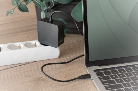 Digitus Ładowarka sieciowa zasilacz 1x USB-C PD 3.0 max. 65W zintegrowany kabel 1,2m Czarna Digitus Ładowarka sieciowa zasilacz 1x USB-C PD 3.0 max. 65W zintegrowany kabel 1,2m Czarna